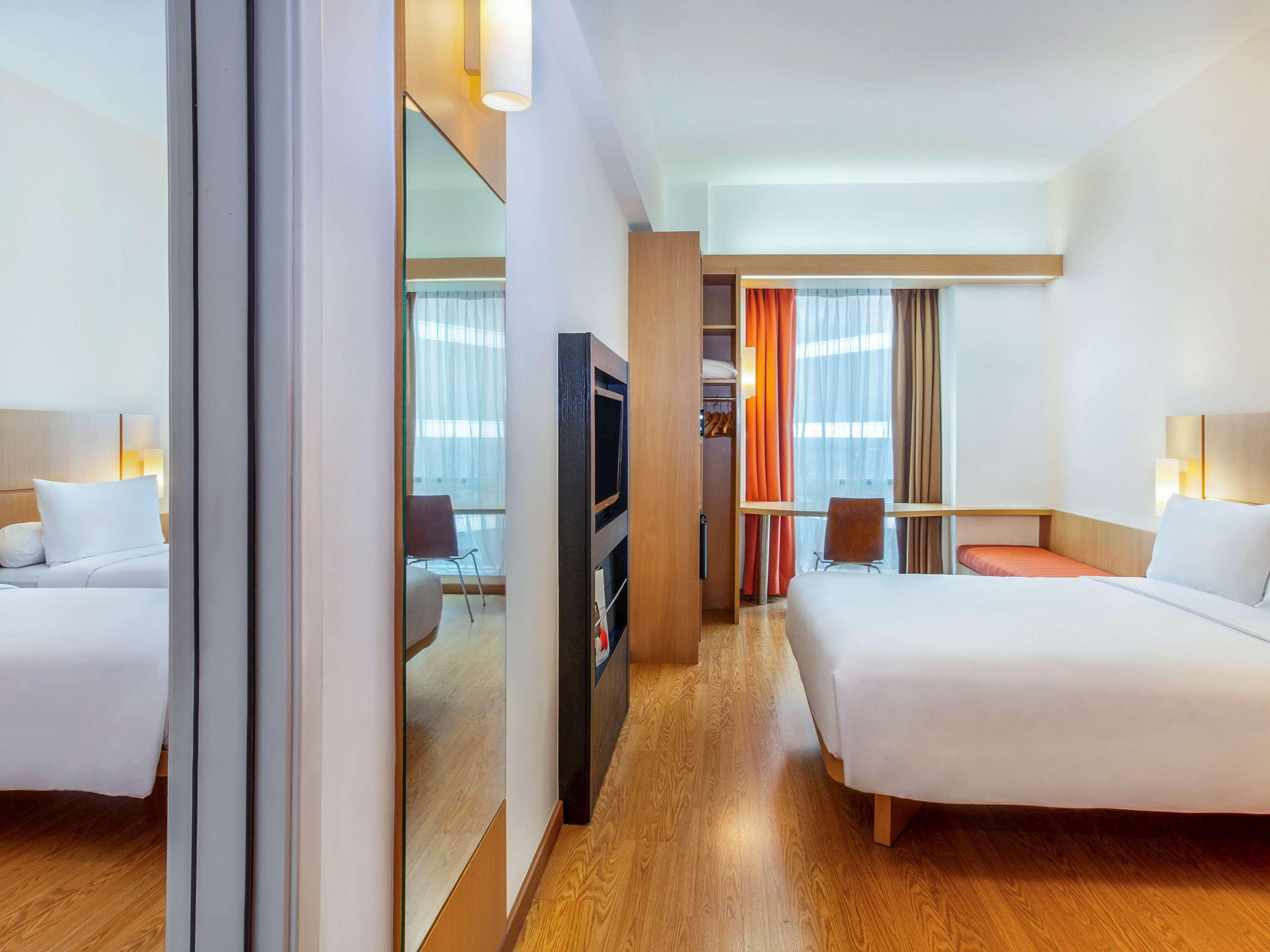 Ibis Bandung Trans Studio Exterior foto