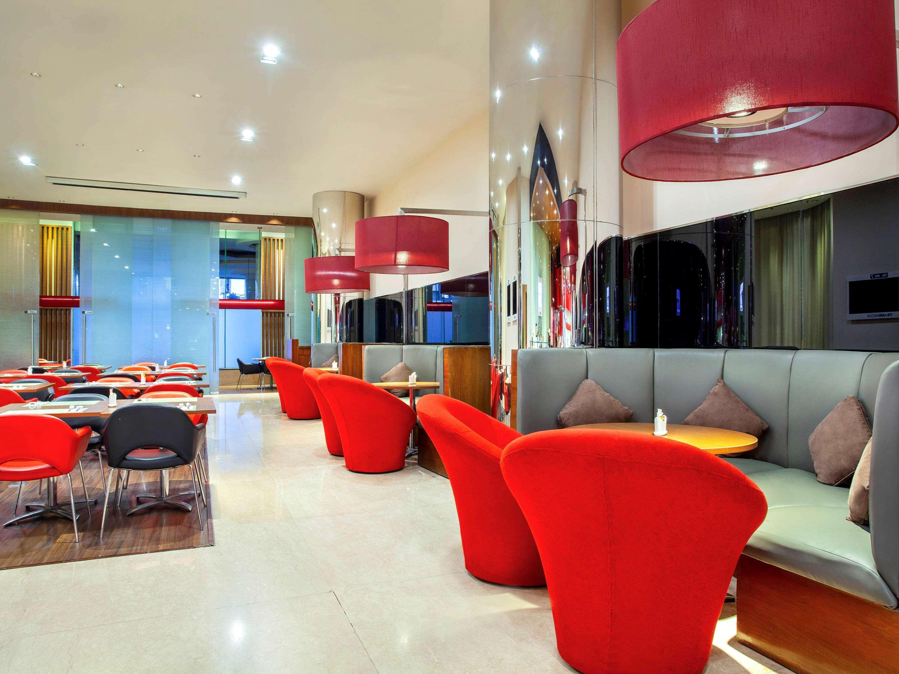 Ibis Bandung Trans Studio Exterior foto